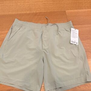 Men's pace breaker 9 inch Light Gray green shorts